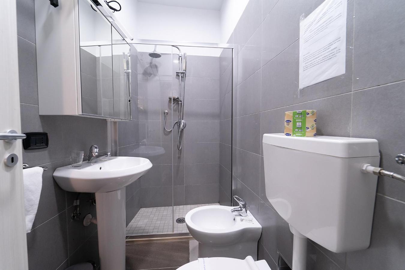 Royal House Napoli Centro, By Clapa Group Hotel Phòng bức ảnh