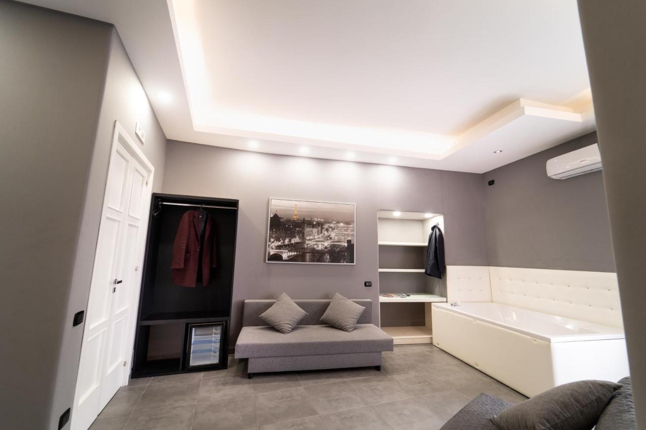 Royal House Napoli Centro, By Clapa Group Hotel Ngoại thất bức ảnh