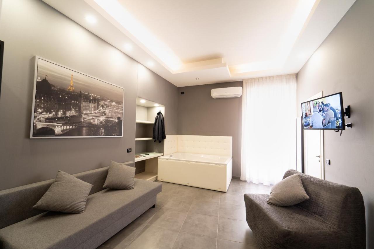 Royal House Napoli Centro, By Clapa Group Hotel Ngoại thất bức ảnh