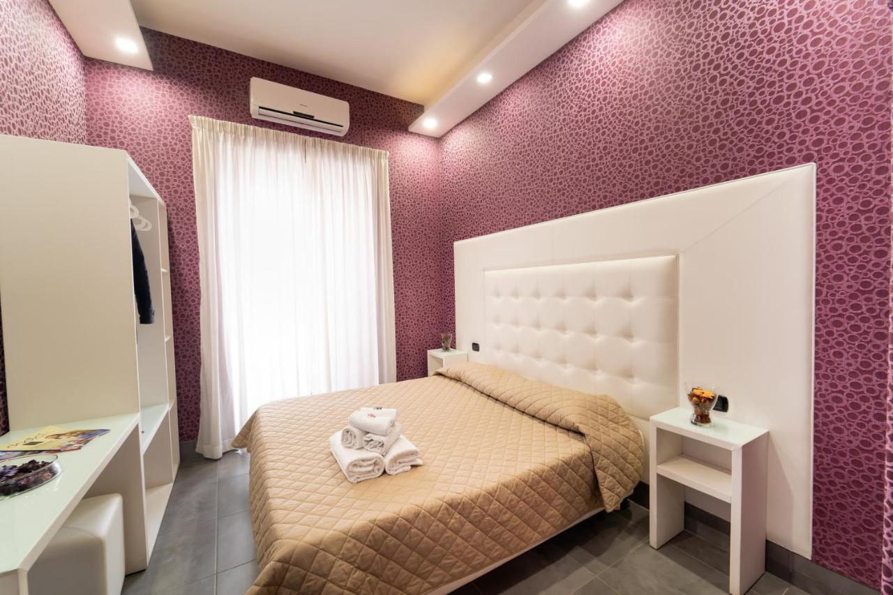 Royal House Napoli Centro, By Clapa Group Hotel Ngoại thất bức ảnh